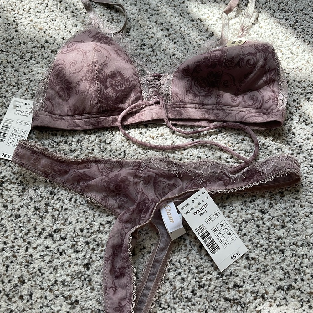 NWT Etam Violette Bra and Thong Set Size 34B
